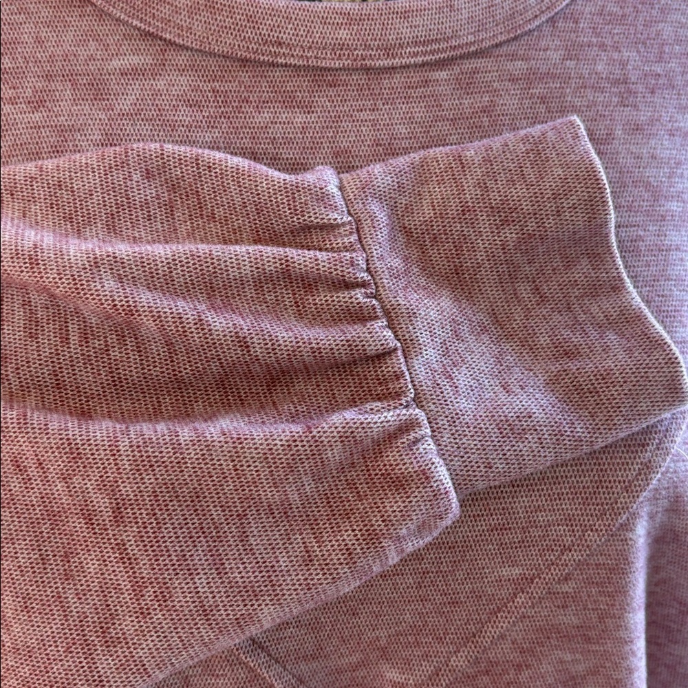 Evereve Kylar pleated sleeve pullover long sleeve sweatshirt rose pink soft - Picture 8 of 16